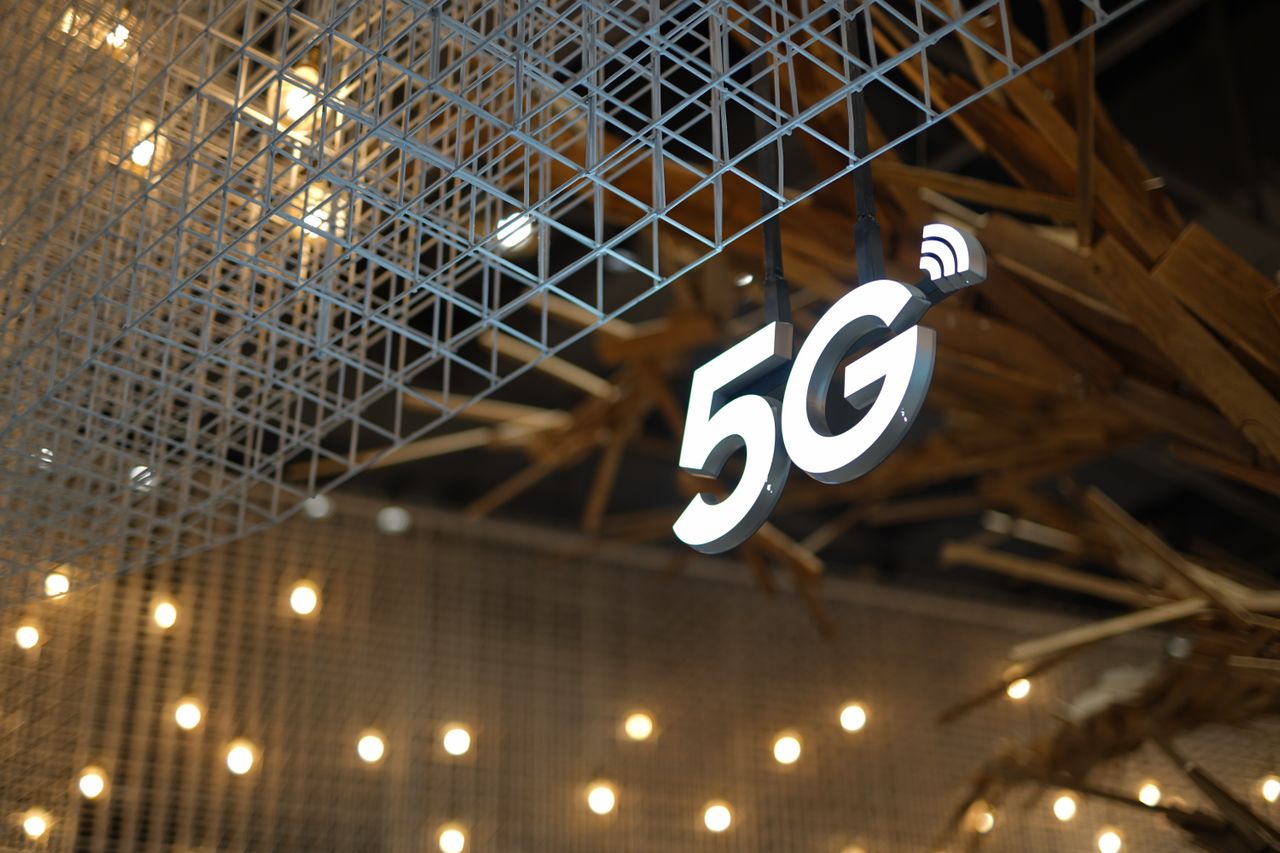 5G y redes móviles: cómo viajan tus datos por el aire