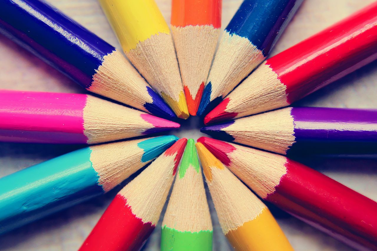Psicologia del color en el diseño de marca: que transmite cada tono